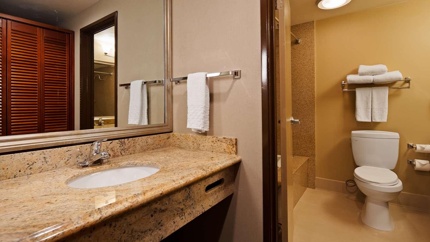 Western Newport Mesa Hotel