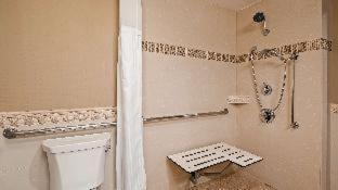 Hotel Western Newport Mesa 3*