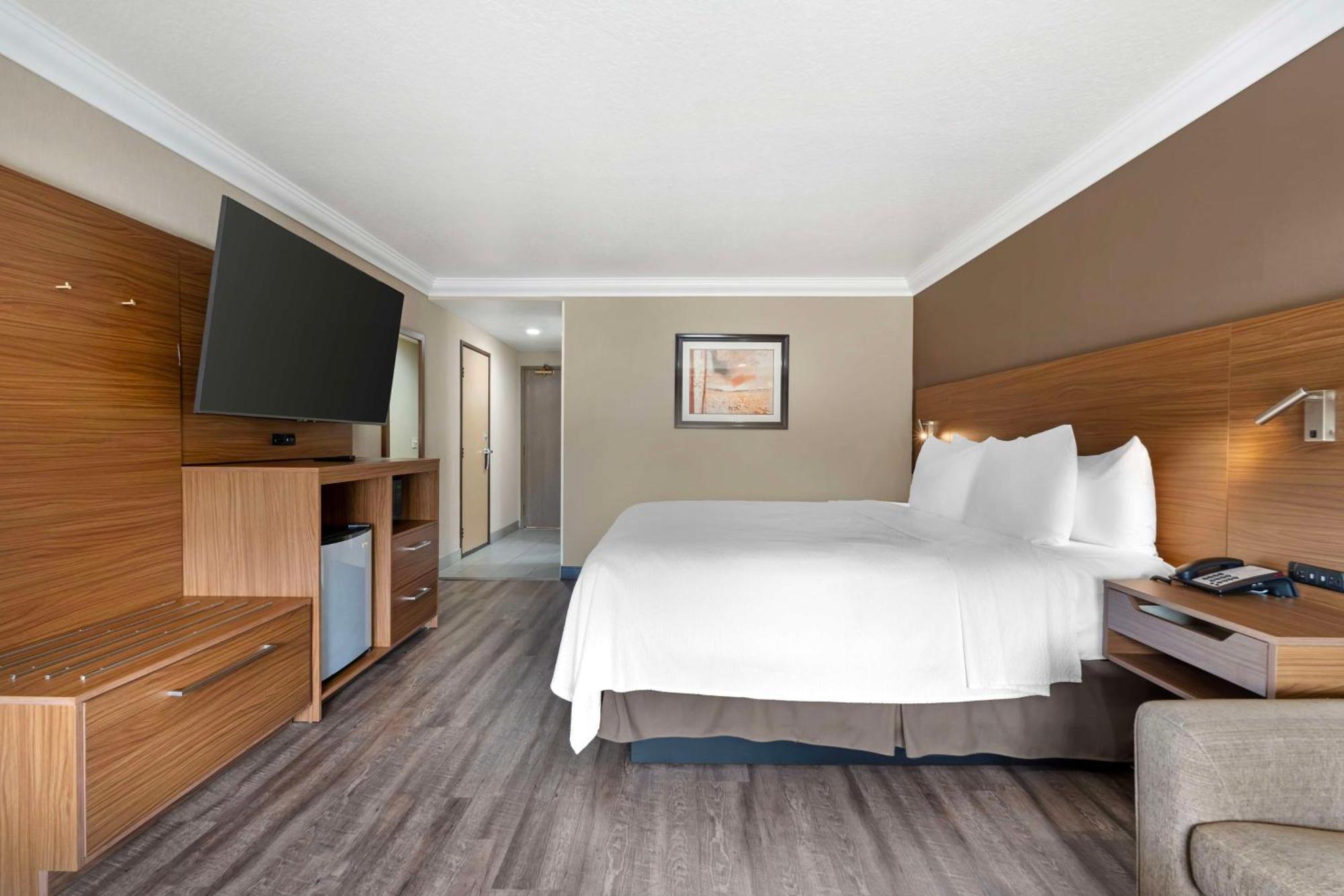 Western Newport Mesa 3* Costa Mesa