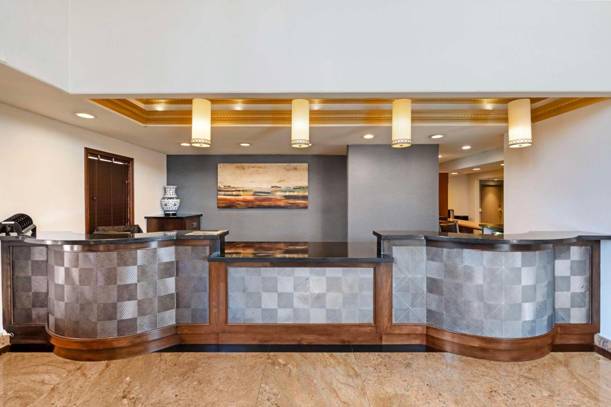 Western Newport Mesa Hotel Costa Mesa