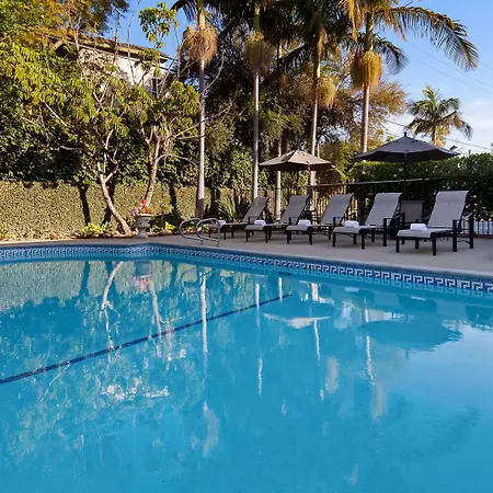 Best Western Plus Newport Mesa Inn 